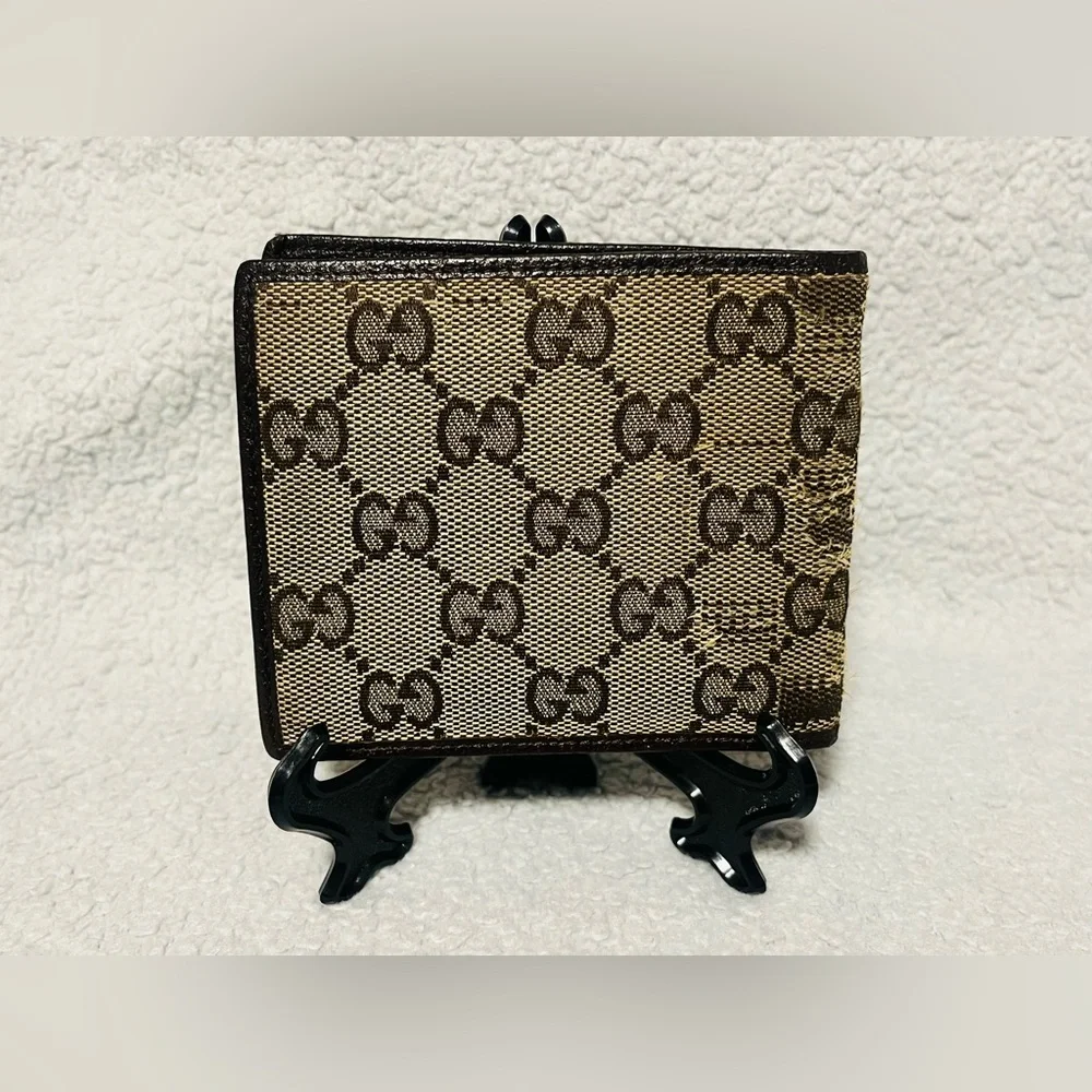 Gucci Canvas Monogram Bifold Wallet - Picture 3 of 12
